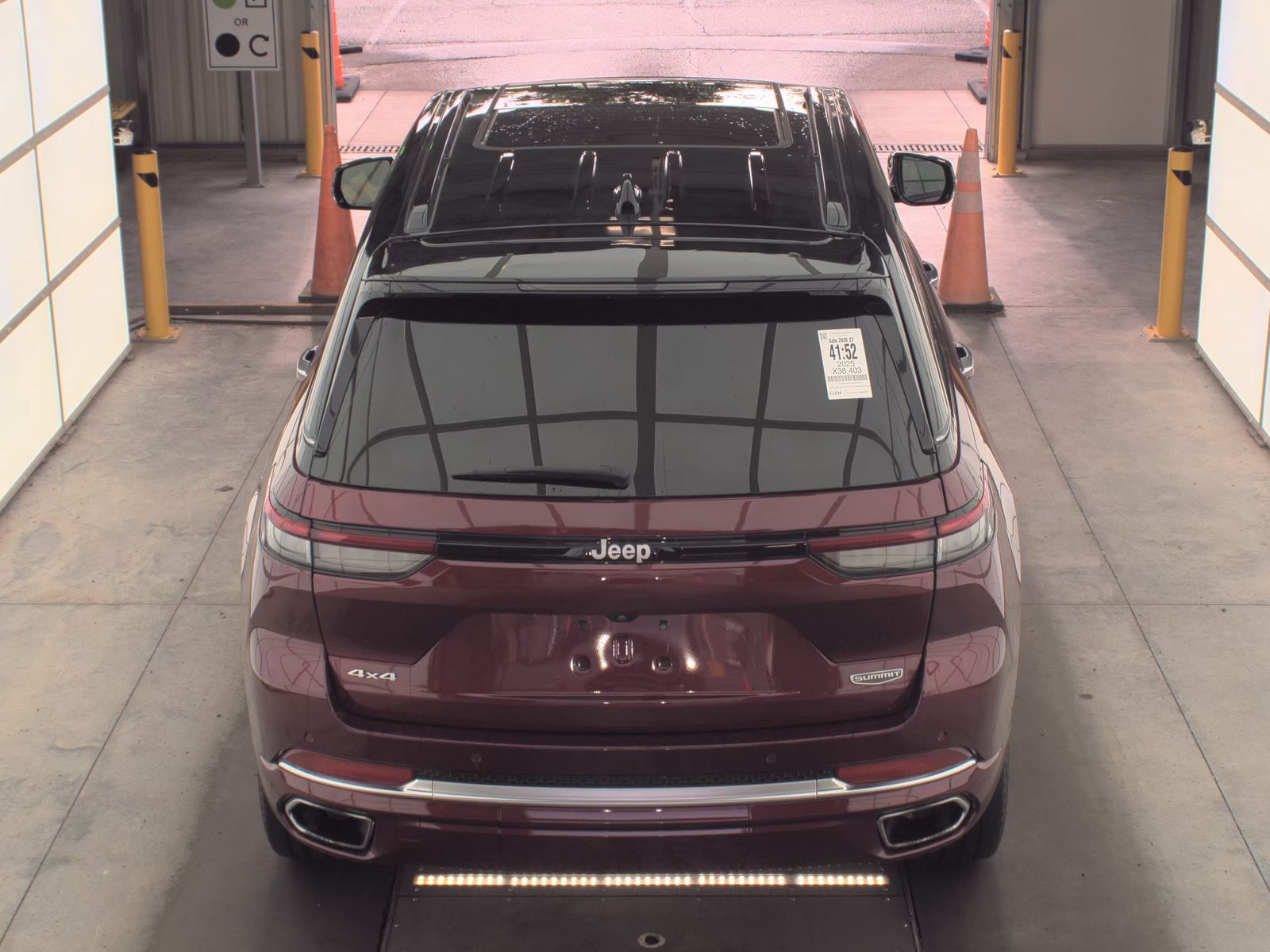 2025 Jeep Grand Cherokee Summit AWD
