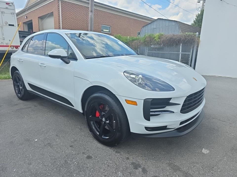 2020 Porsche Macan Base AWD