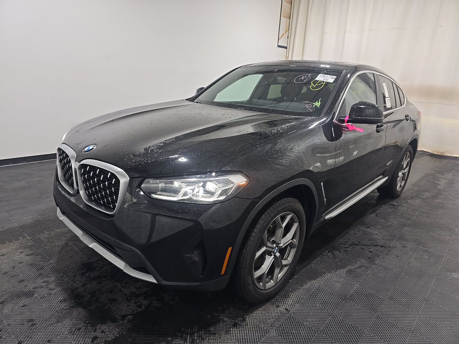 2025 BMW X4 xDrive30i AWD