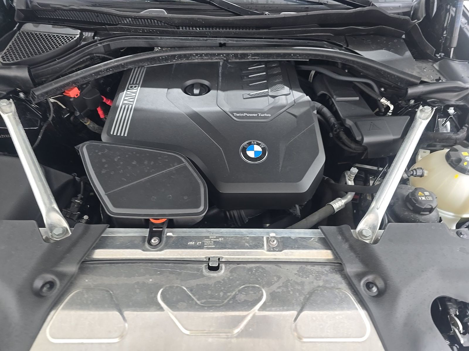 2025 BMW X4 xDrive30i AWD