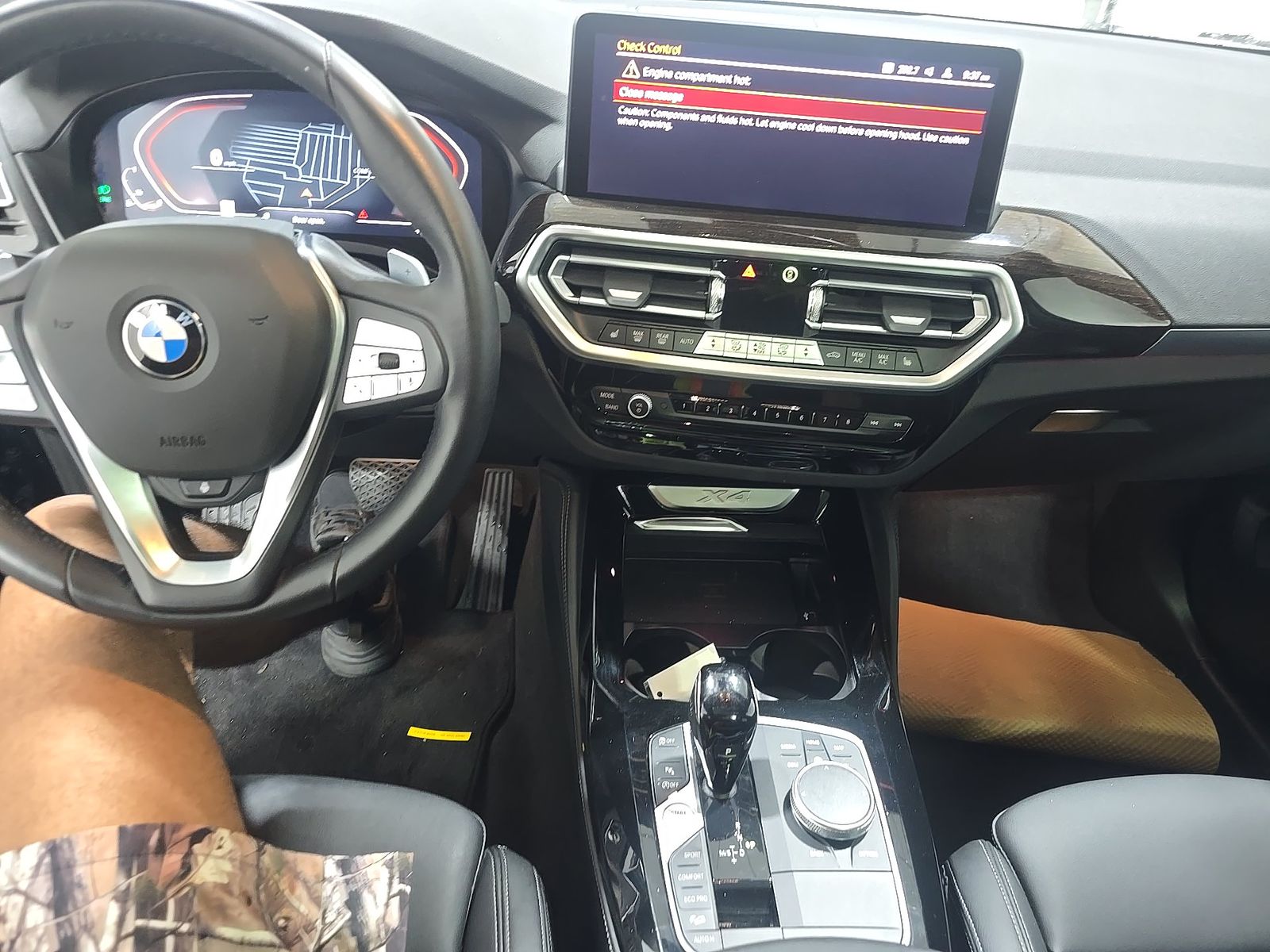 2025 BMW X4 xDrive30i AWD