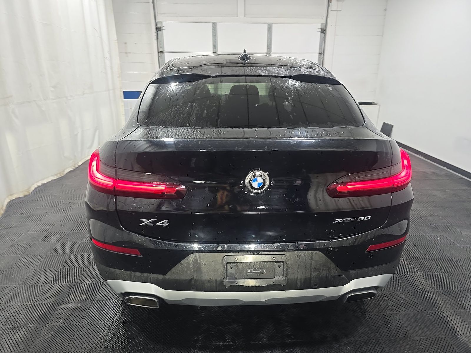 2025 BMW X4 xDrive30i AWD