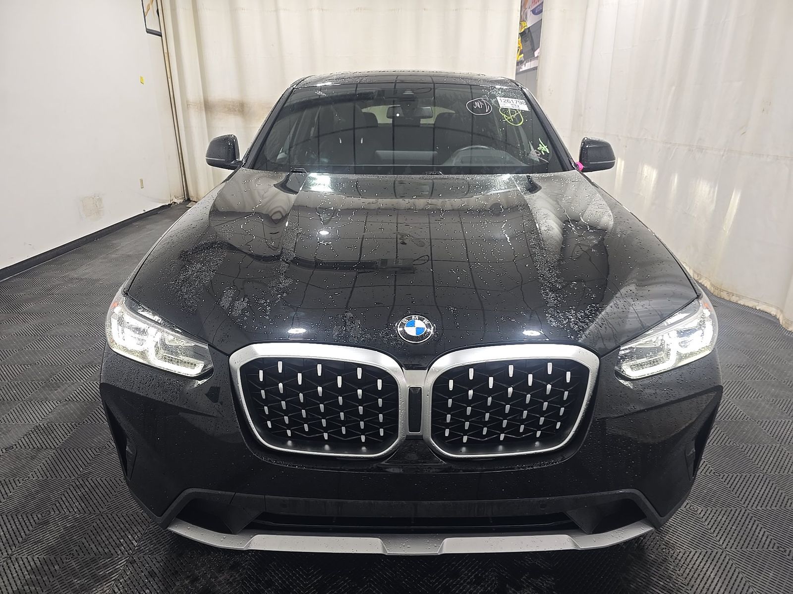 2025 BMW X4 xDrive30i AWD