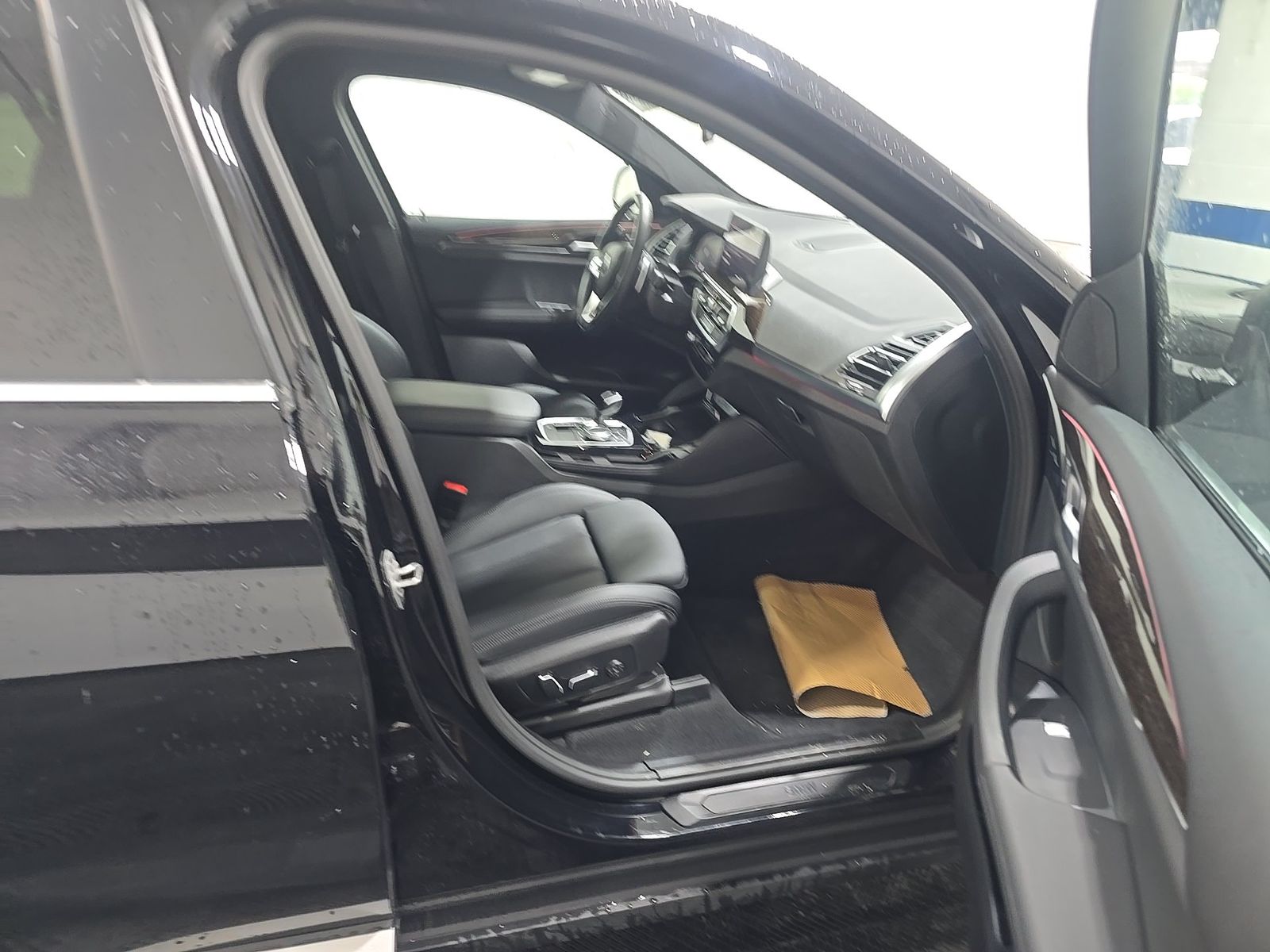 2025 BMW X4 xDrive30i AWD