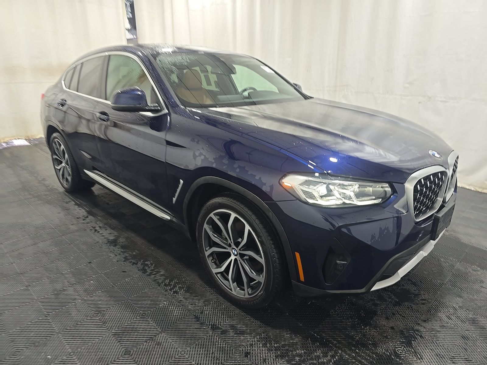 2022 BMW X4 xDrive30i AWD