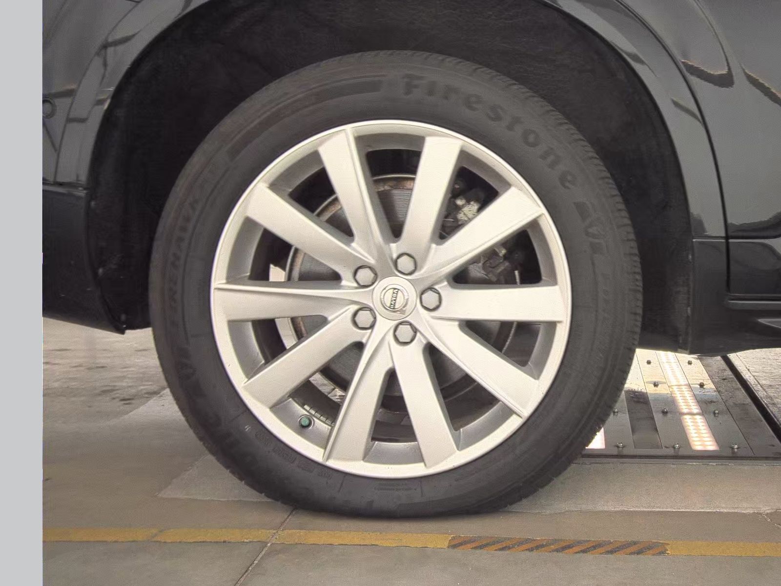 2018 Volvo XC90 T6 Momentum AWD