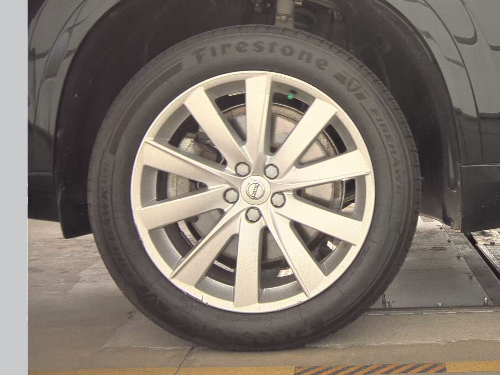 2018 Volvo XC90 T6 Momentum AWD