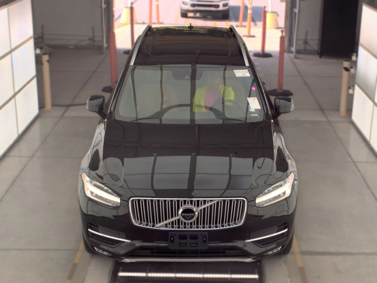2018 Volvo XC90 T6 Momentum AWD