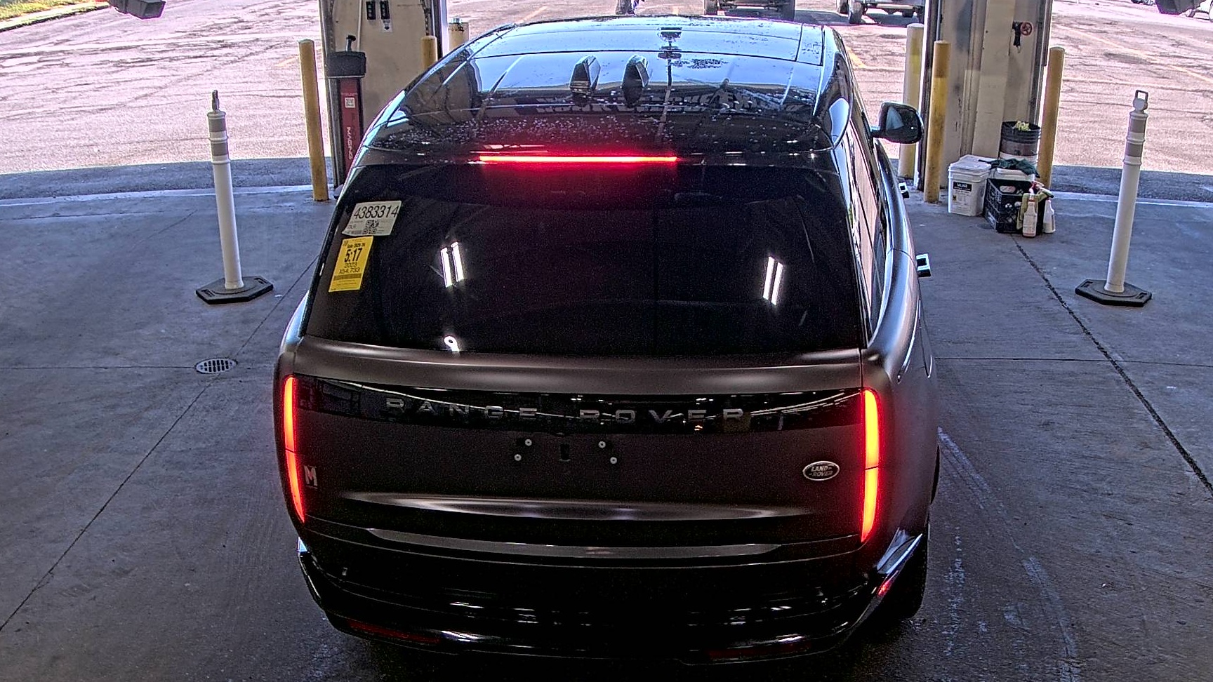 2023 Land Rover Range Rover SE LWB AWD