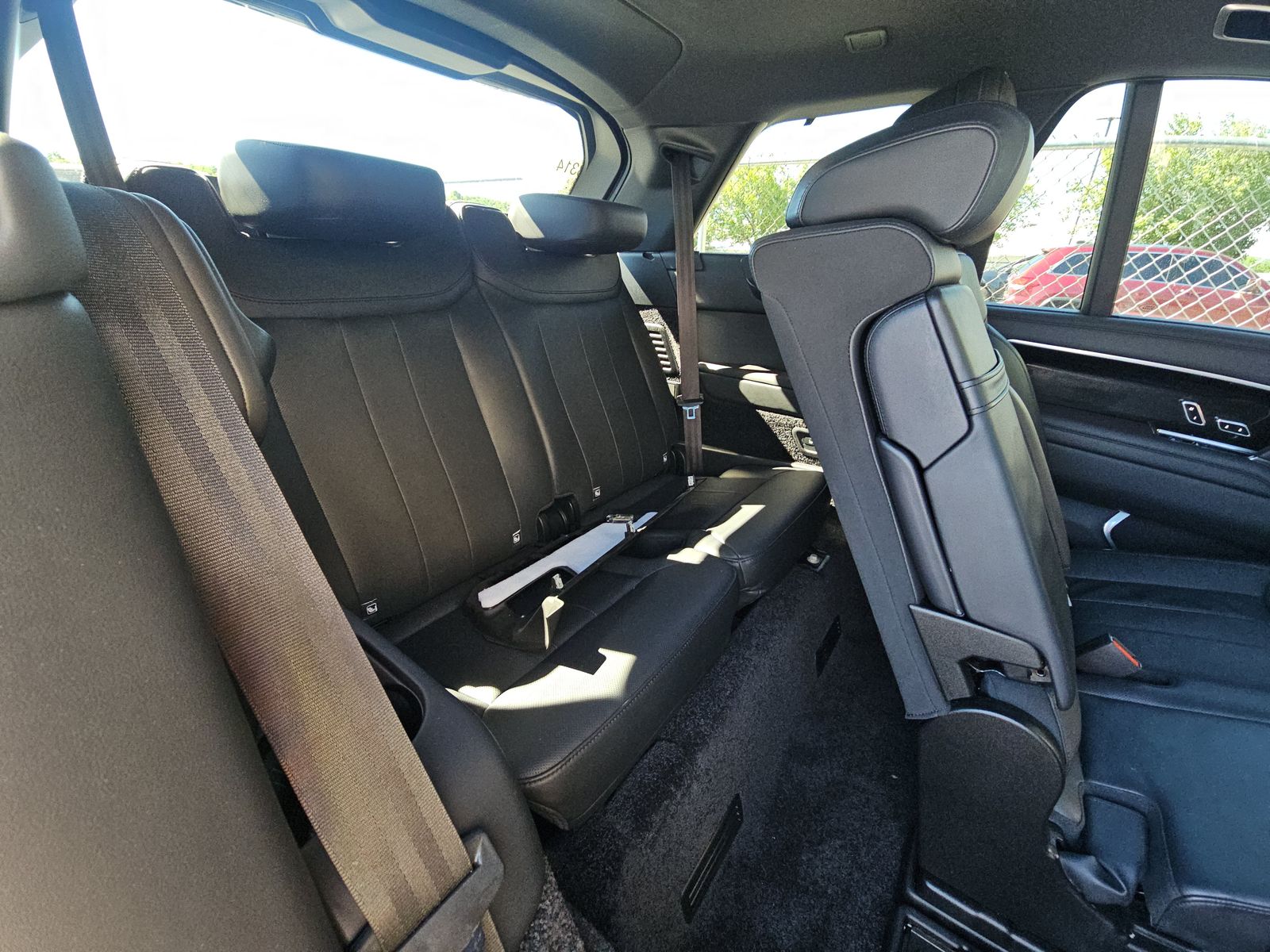 2023 Land Rover Range Rover SE LWB AWD
