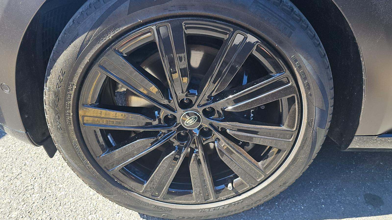 2023 Land Rover Range Rover SE LWB AWD