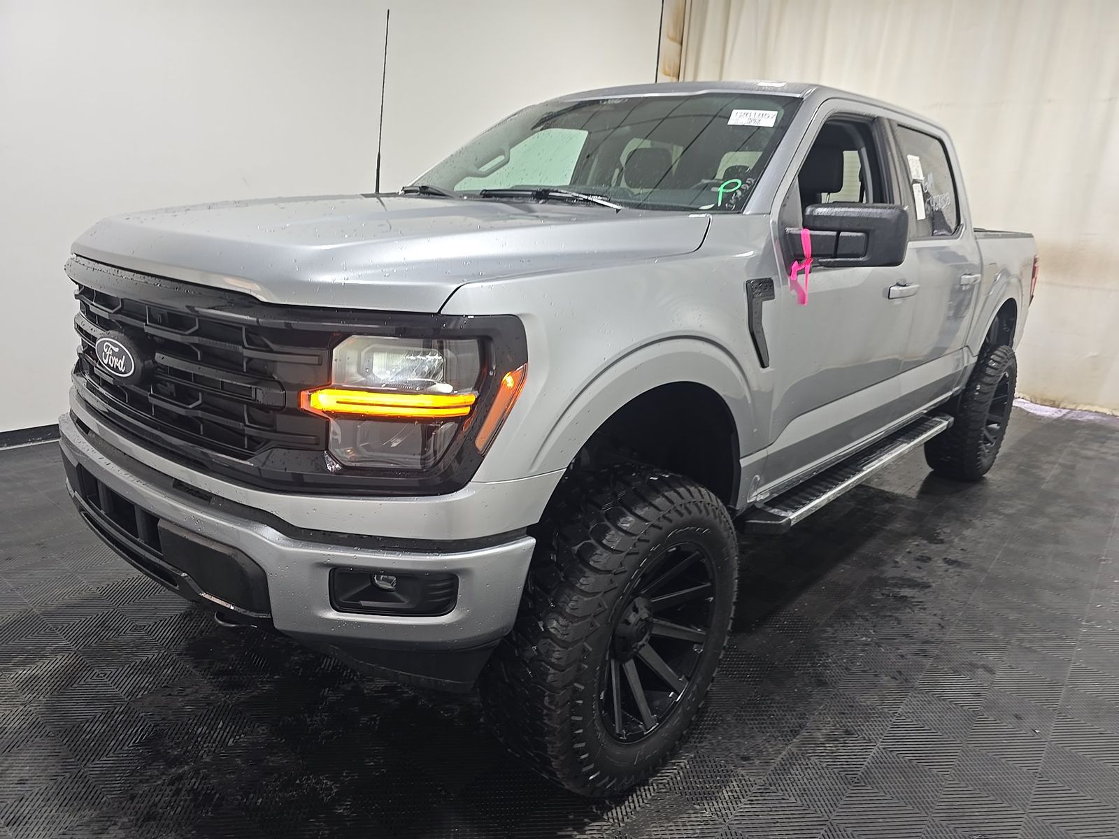 2025 Ford F-150 XLT AWD