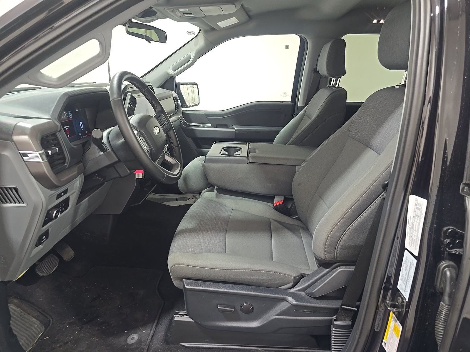 2025 Ford F-150 XLT AWD