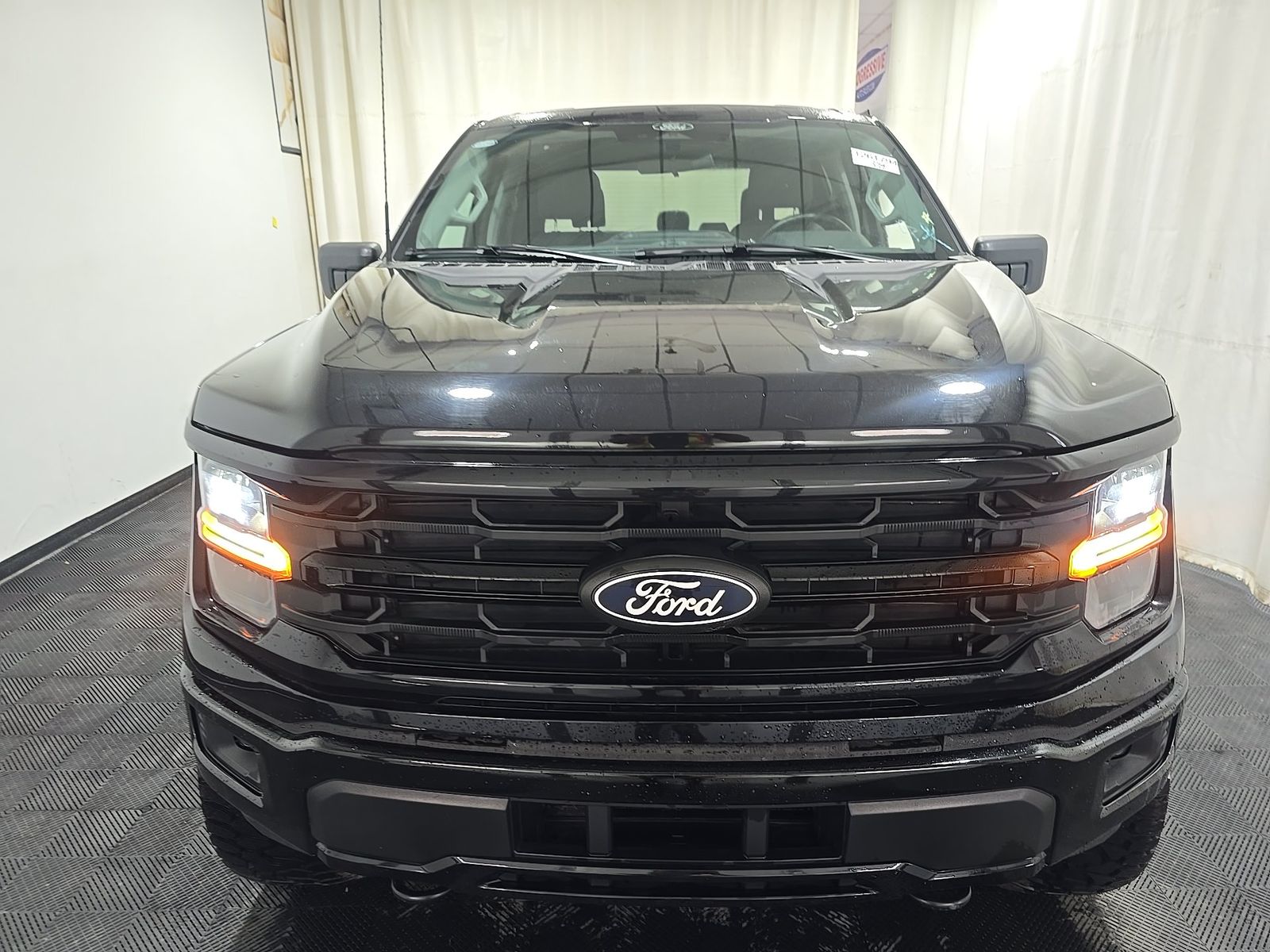 2025 Ford F-150 XLT AWD