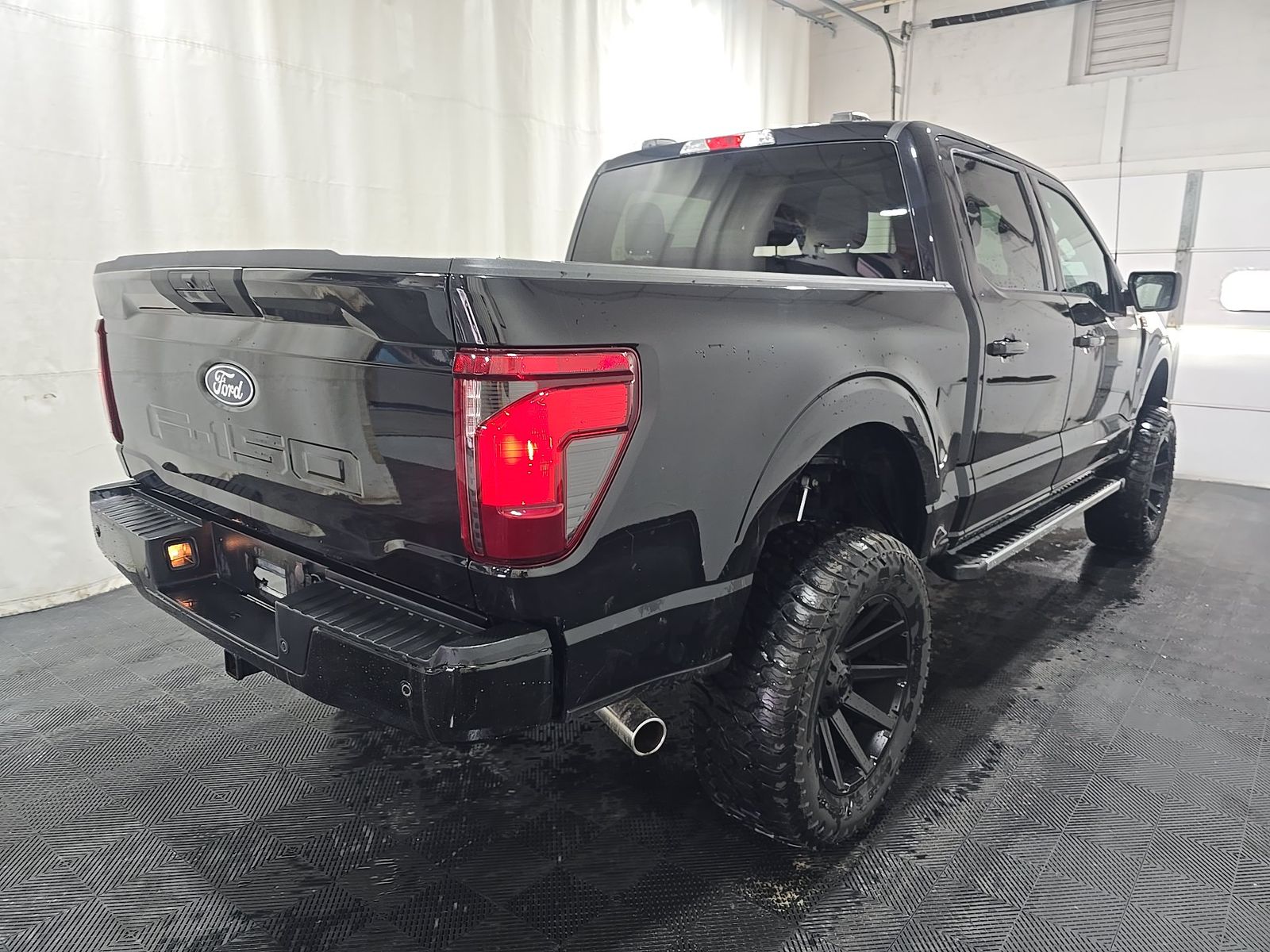 2025 Ford F-150 XLT AWD