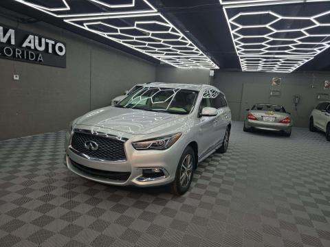 2020 INFINITI QX60 LUXE