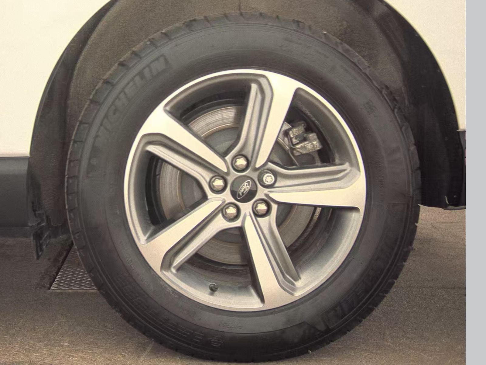2023 Ford Edge SEL AWD