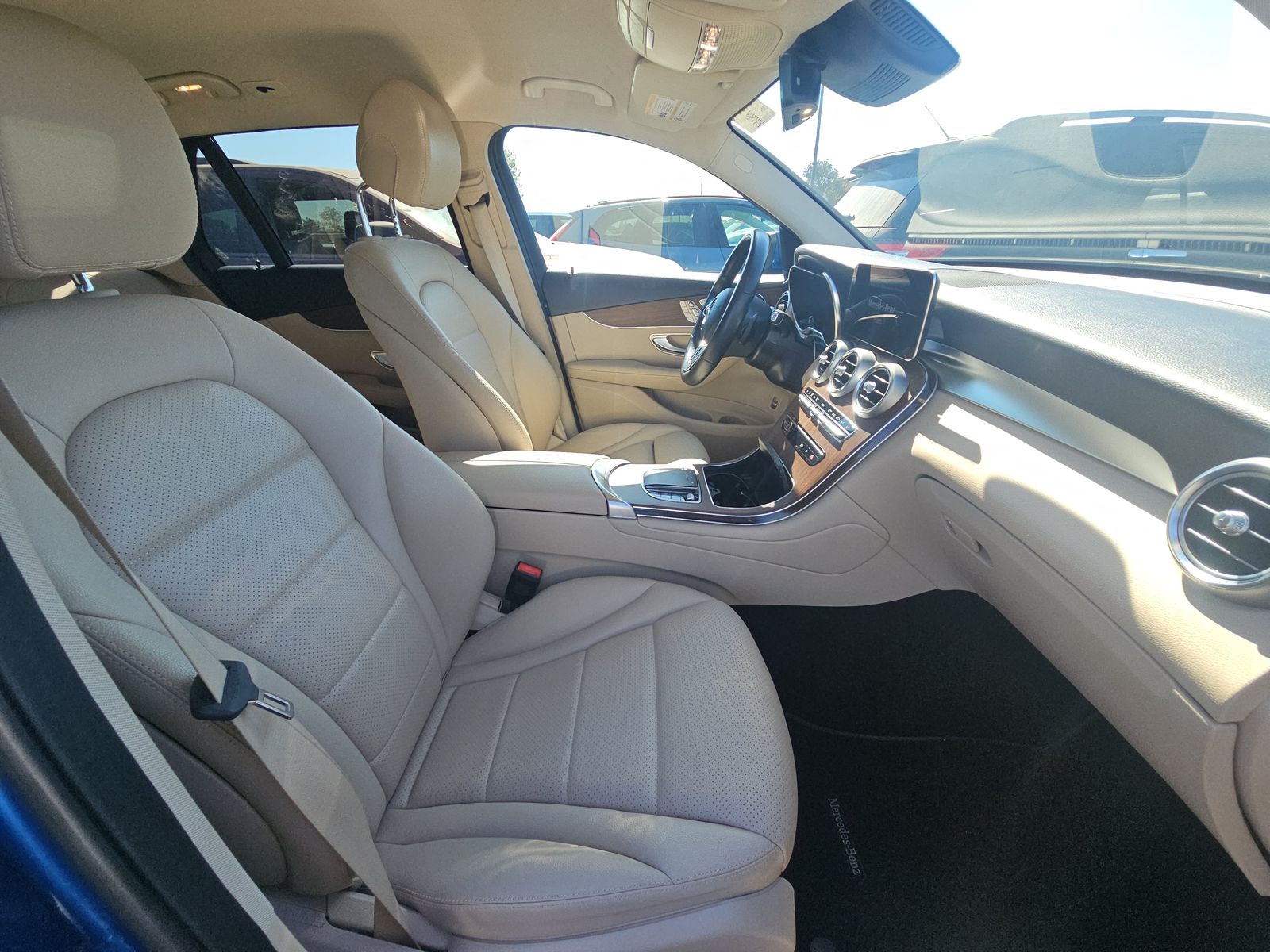 2022 Mercedes-Benz GLC GLC 300 RWD