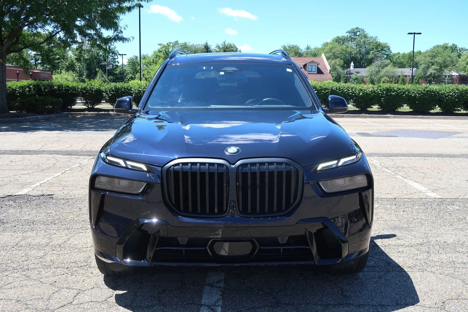 2023 BMW X7 xDrive40i AWD