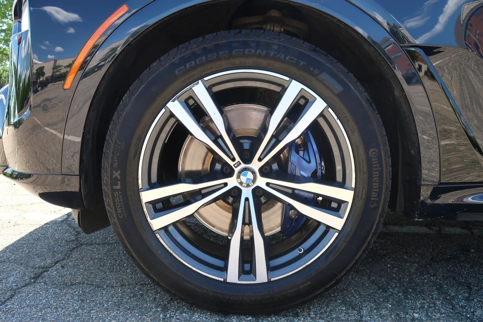 2023 BMW X7 xDrive40i AWD