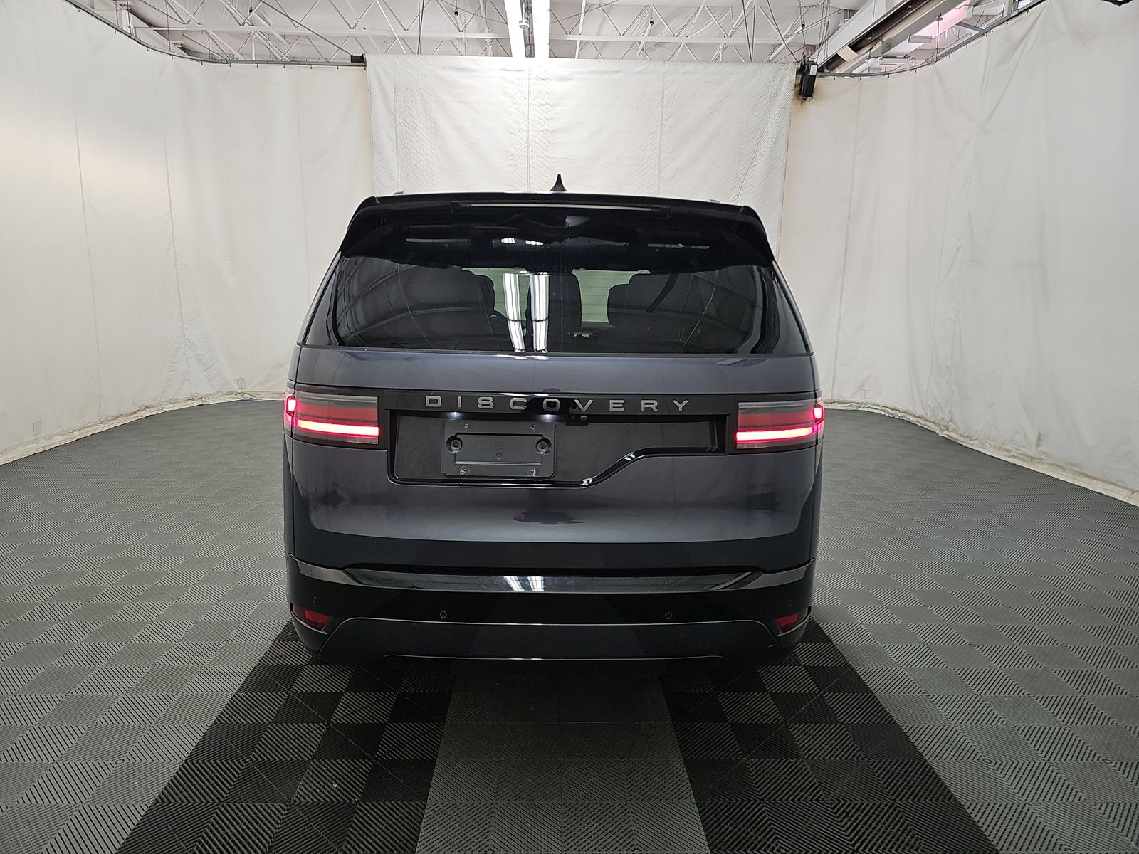 2024 Land Rover Discovery Dynamic SE AWD
