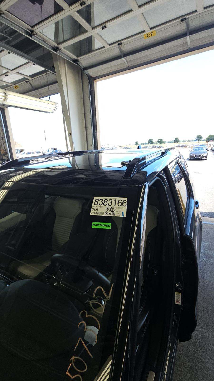 2024 Land Rover Discovery Dynamic SE AWD