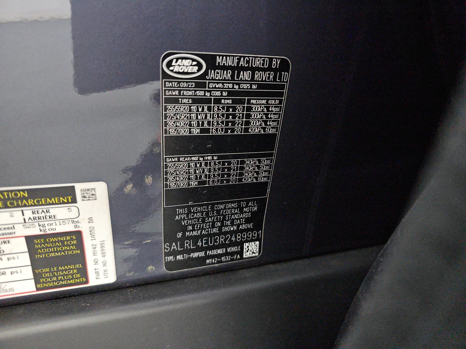 2024 Land Rover Discovery Dynamic SE AWD
