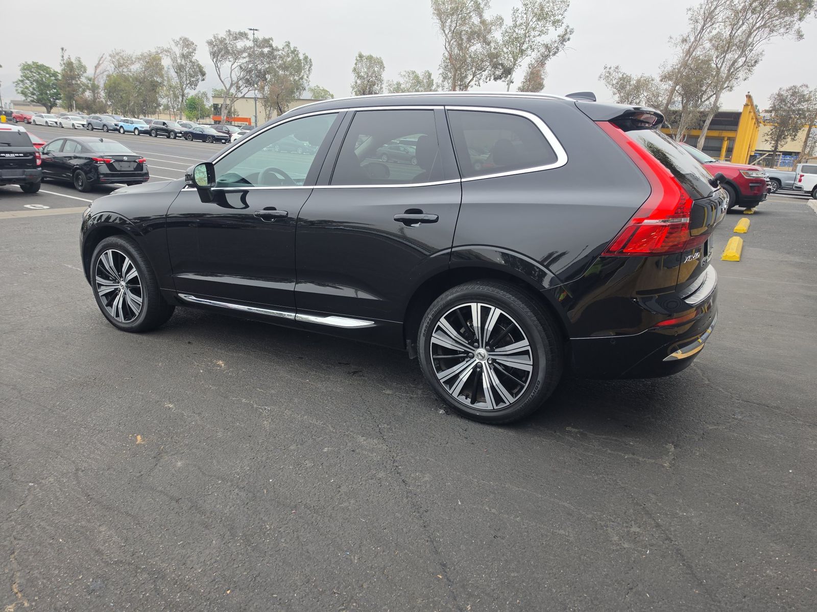 2023 Volvo XC60 B5 Ultimate FWD