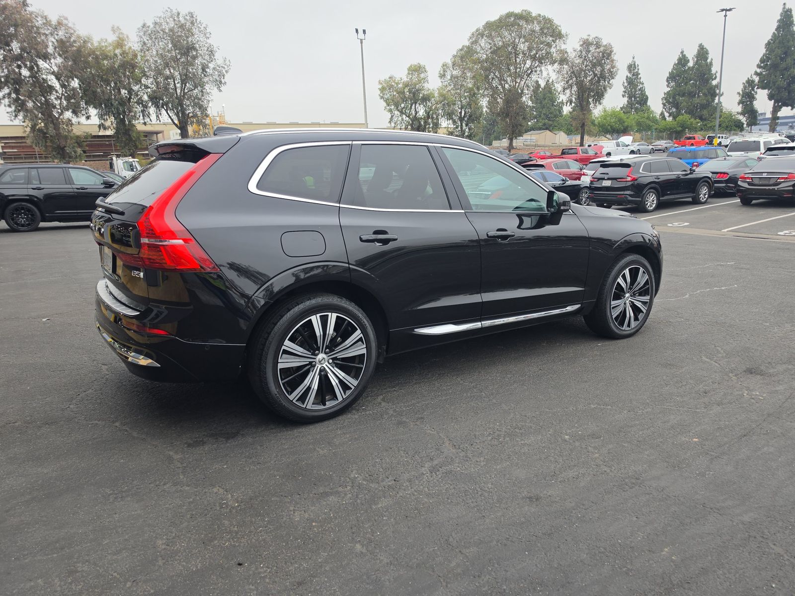 2023 Volvo XC60 B5 Ultimate FWD