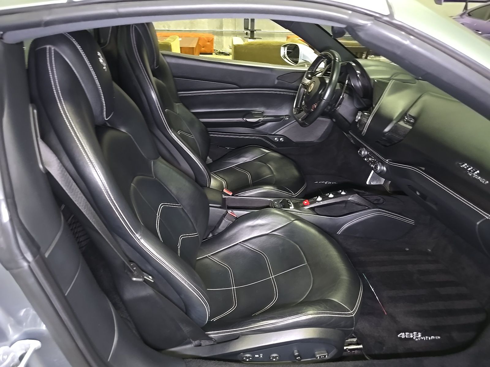 2017 Ferrari 488 Base RWD