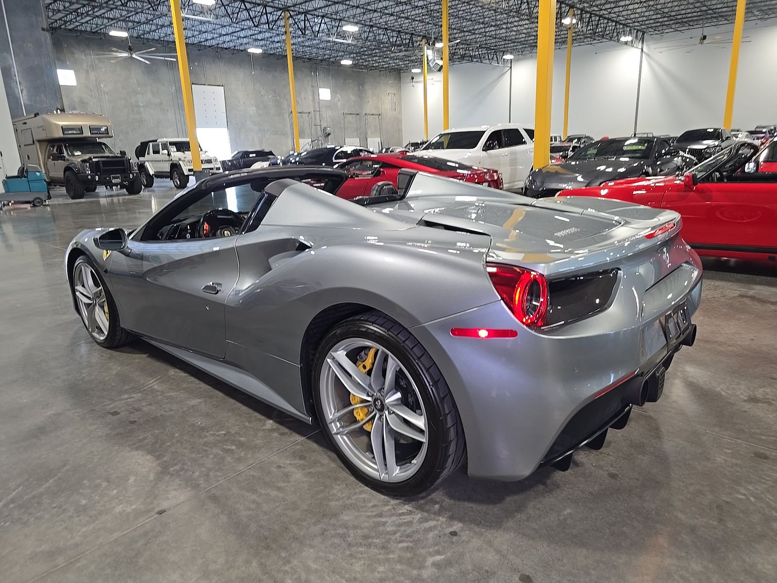 2017 Ferrari 488 Base RWD