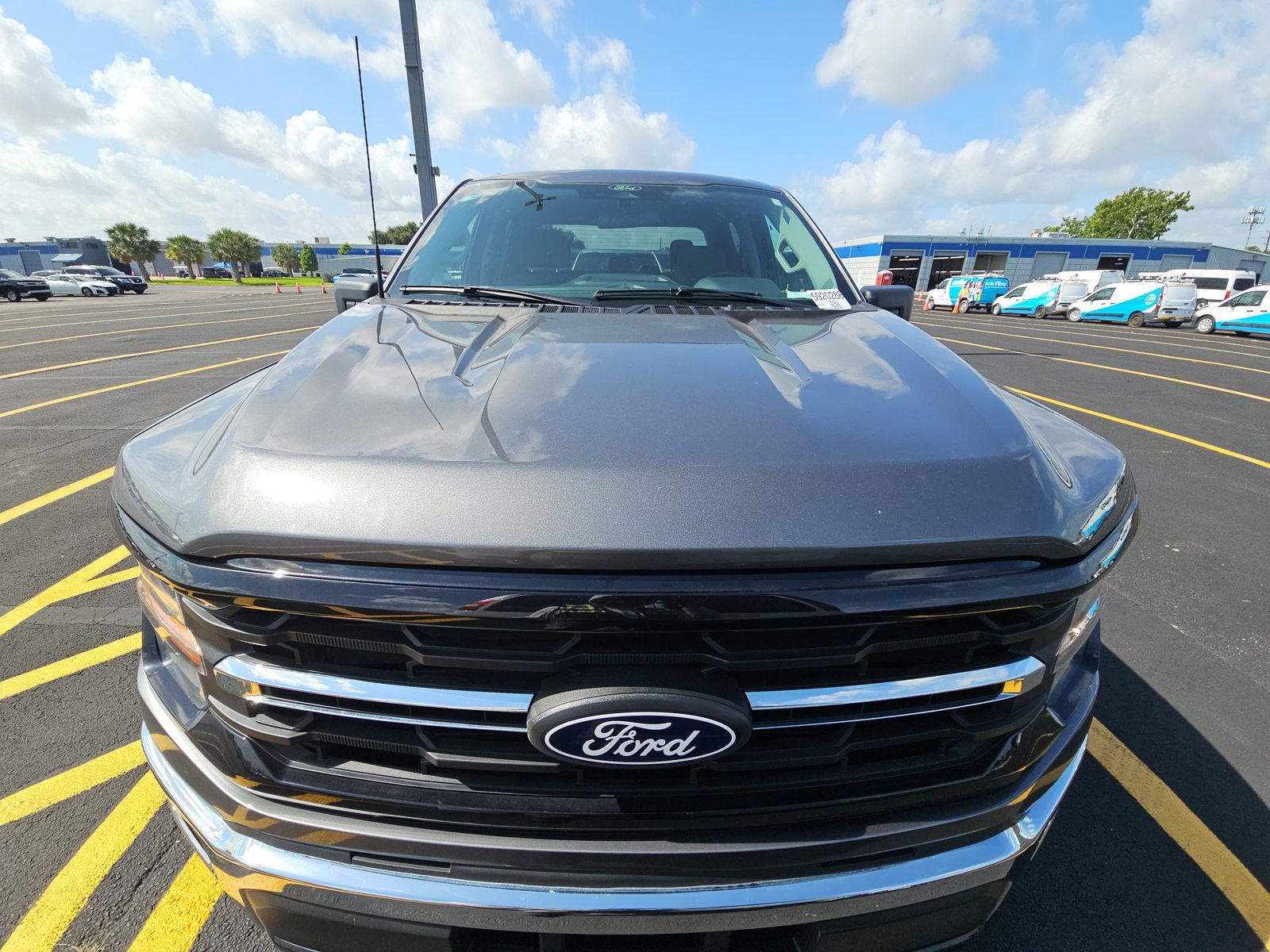 2025 Ford F-150 XLT RWD