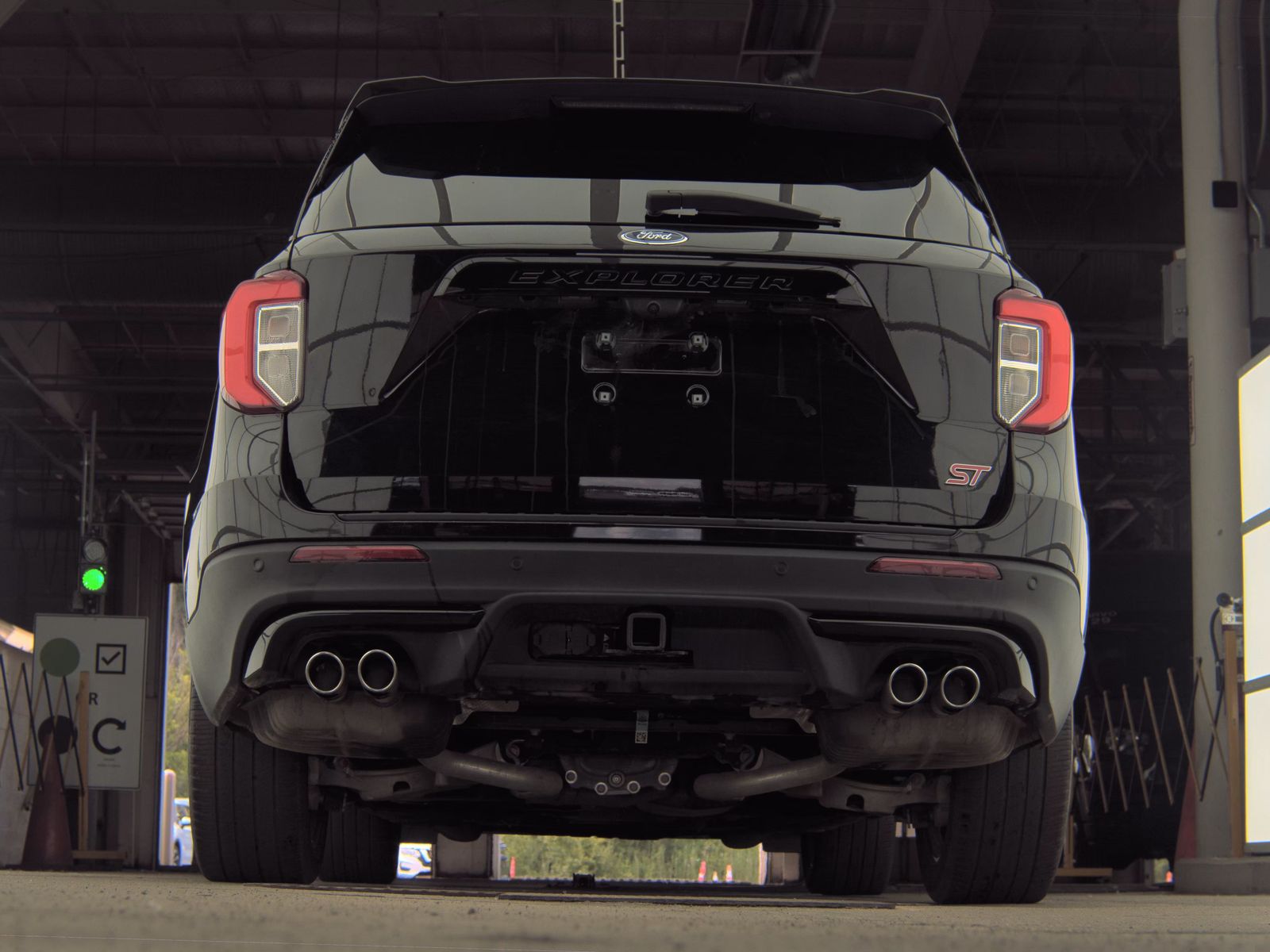 2023 Ford Explorer ST AWD
