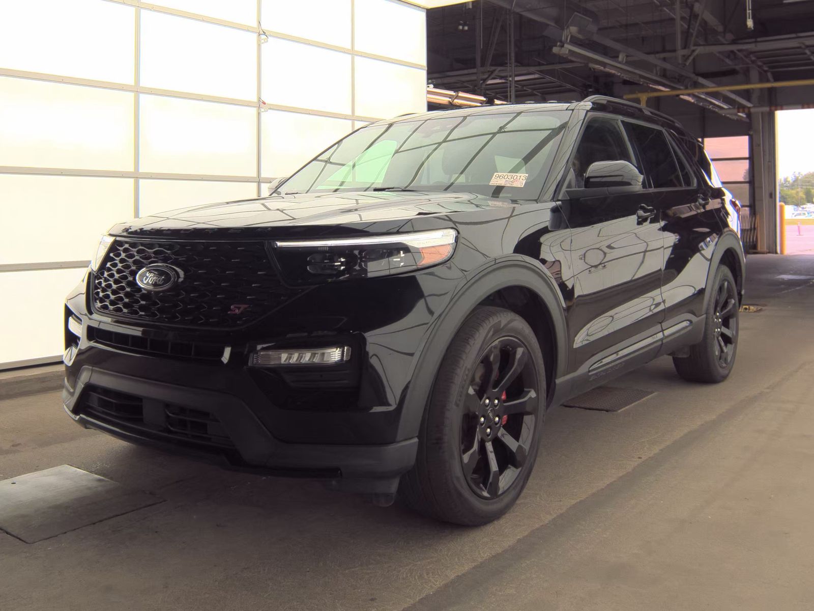2023 Ford Explorer ST AWD