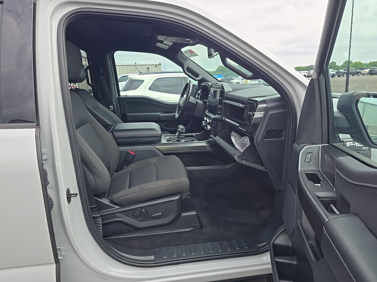 2023 Ford F-150 Hybrid XLT AWD