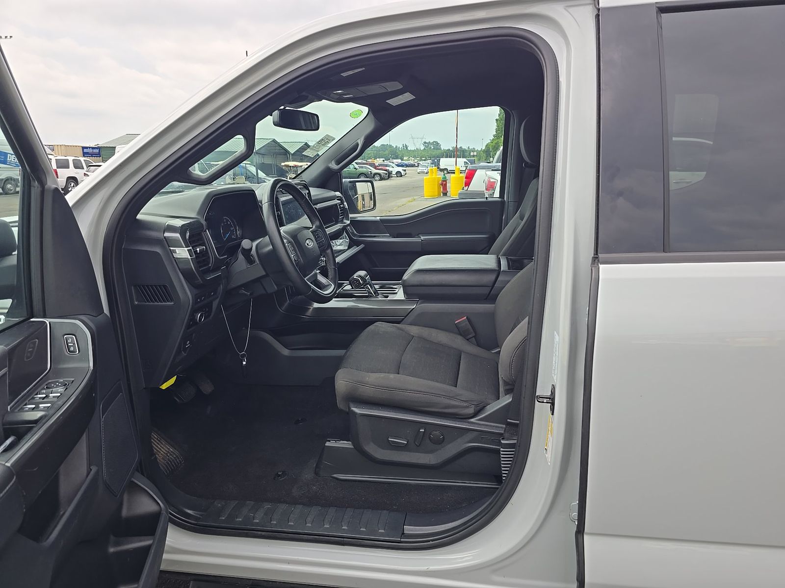 2023 Ford F-150 Hybrid XLT AWD