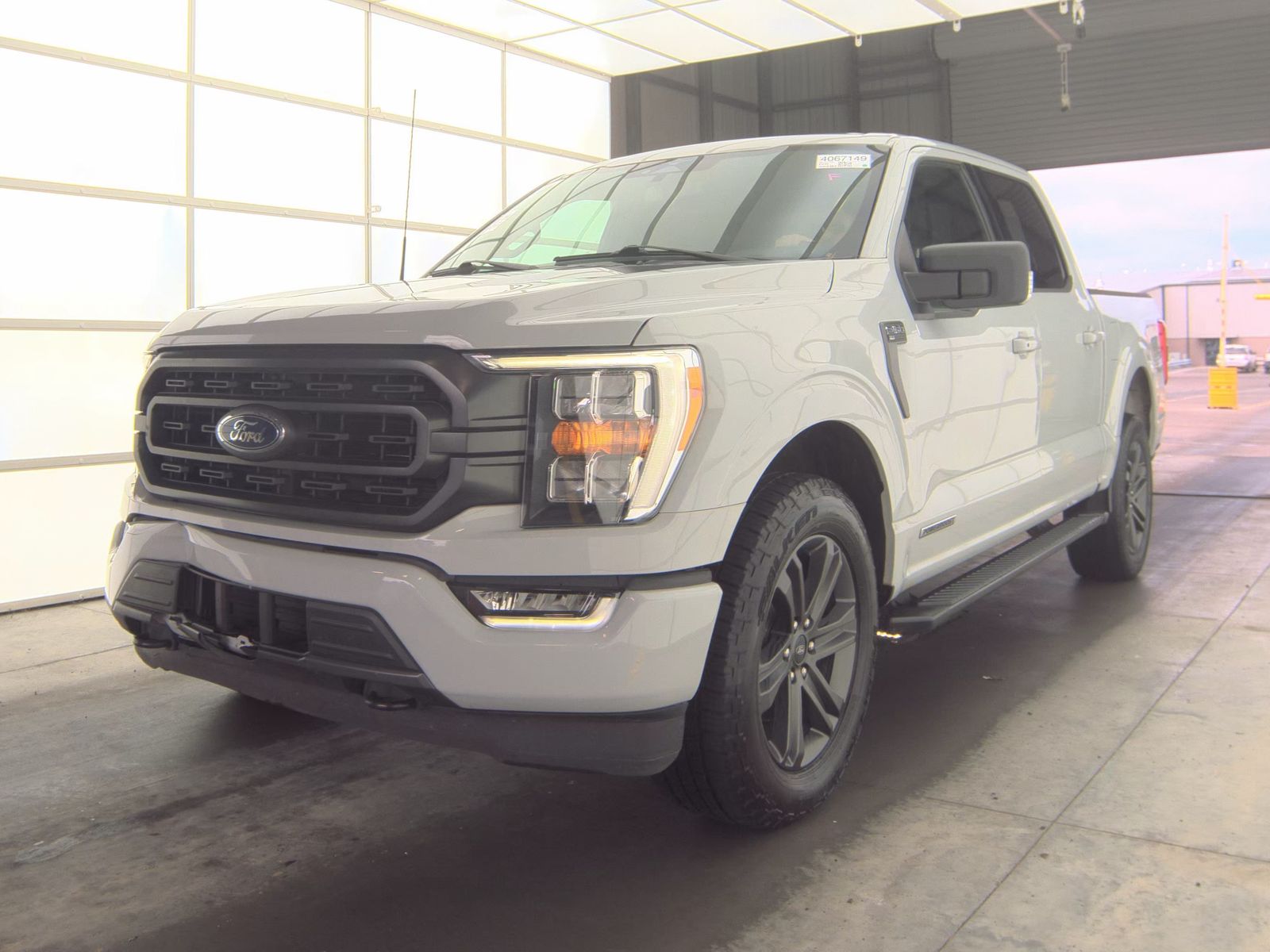 2023 Ford F-150 Hybrid XLT AWD
