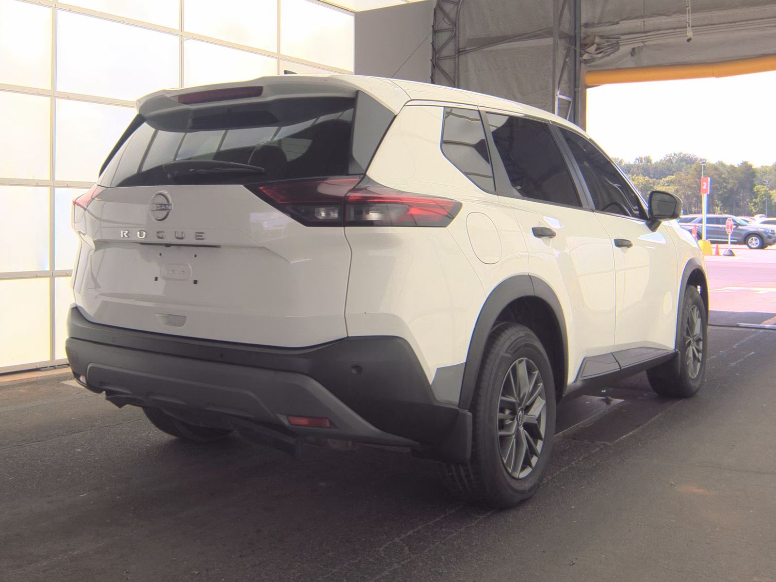 2022 Nissan Rogue S FWD
