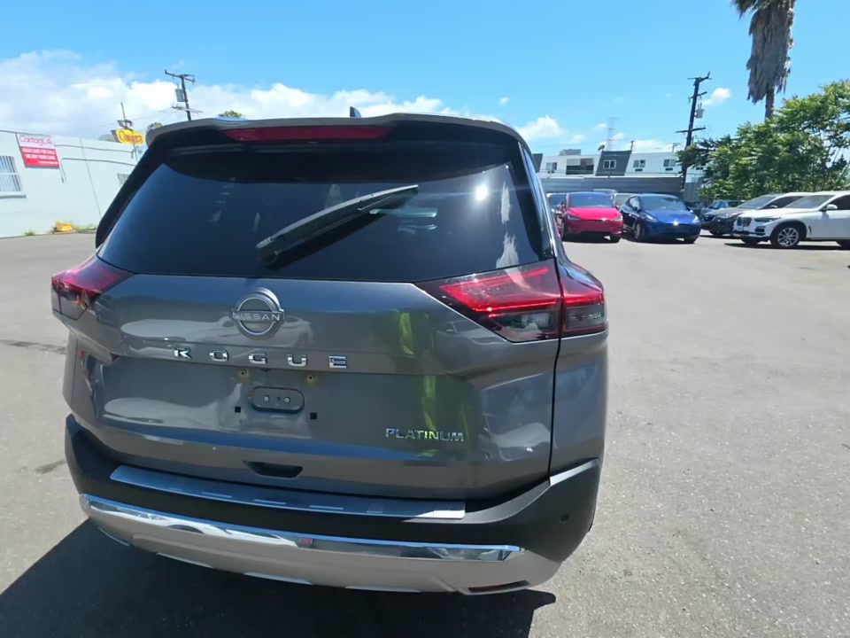 2023 Nissan Rogue Platinum FWD