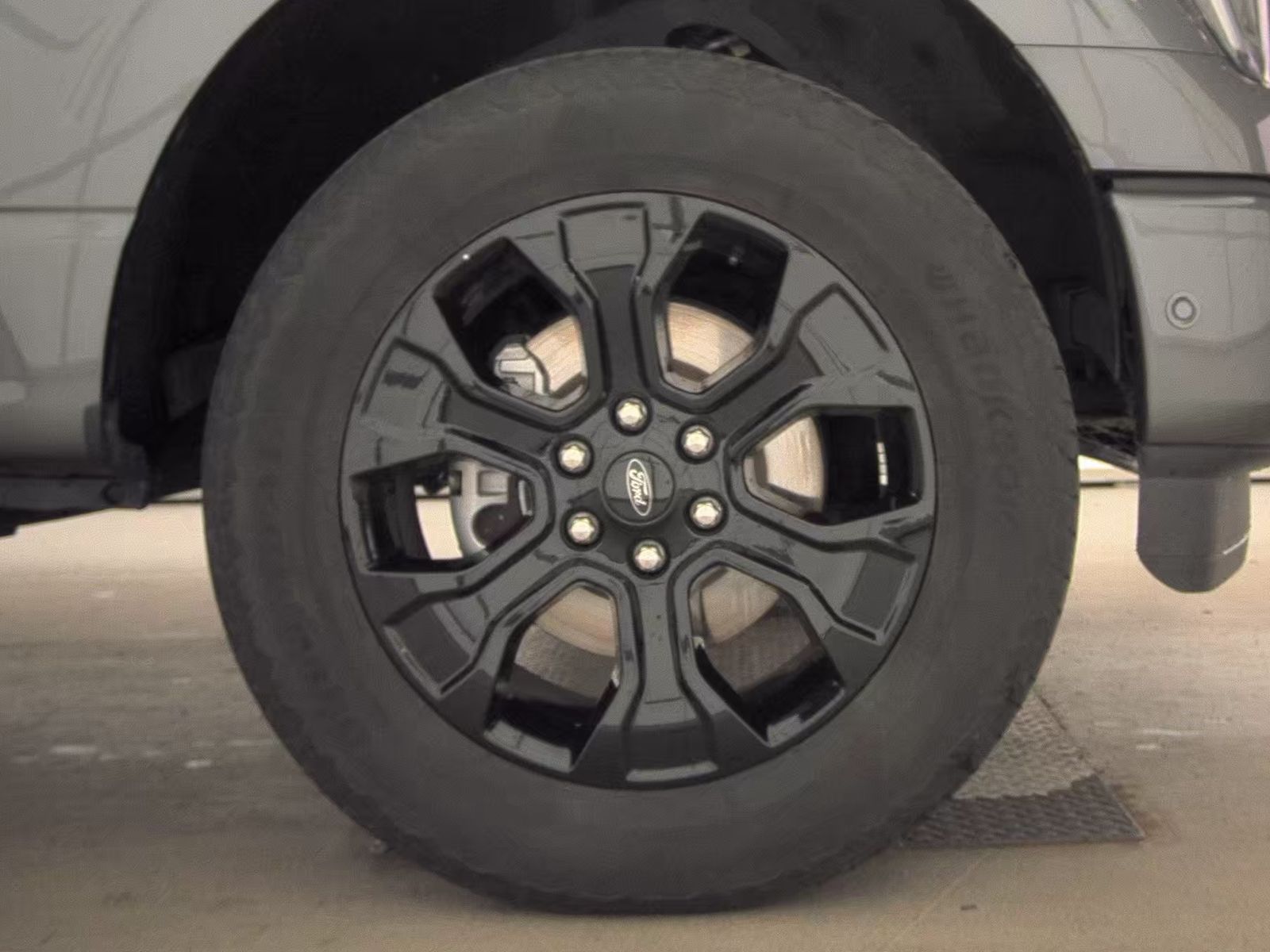 2023 Ford F-150 Platinum AWD