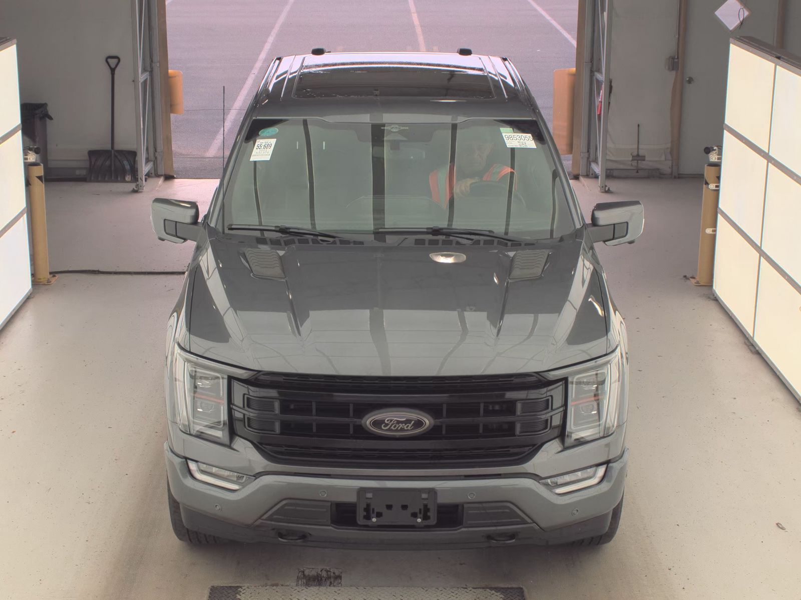 2023 Ford F-150 Platinum AWD