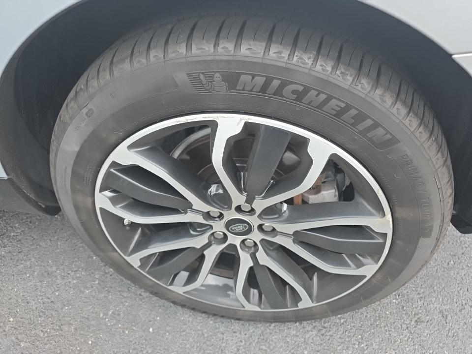 2021 Land Rover Range Rover Sport HSE Silver Edition AWD