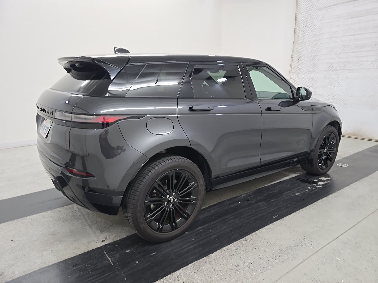 2024 Land Rover Range Rover Evoque Dynamic SE FWD