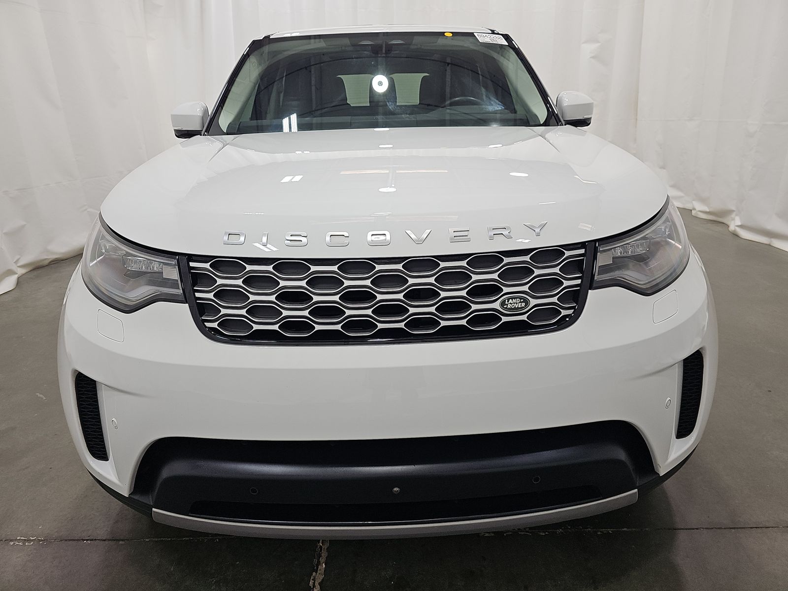 2023 Land Rover Discovery S FWD