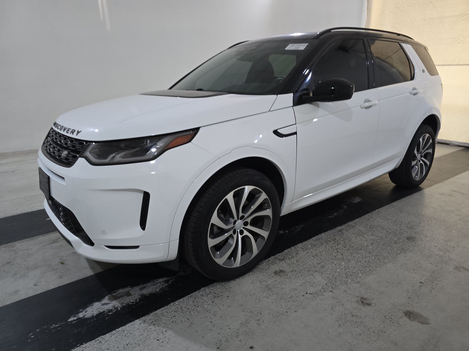 2022 Land Rover Discovery Sport SE R-Dynamic FWD