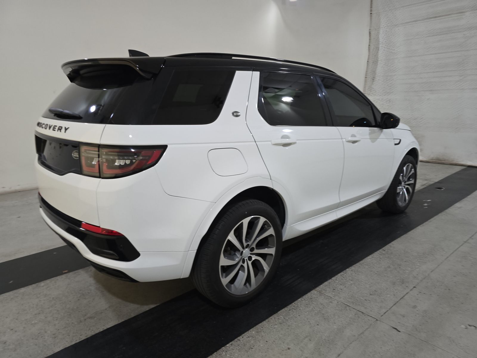 2022 Land Rover Discovery Sport SE R-Dynamic FWD