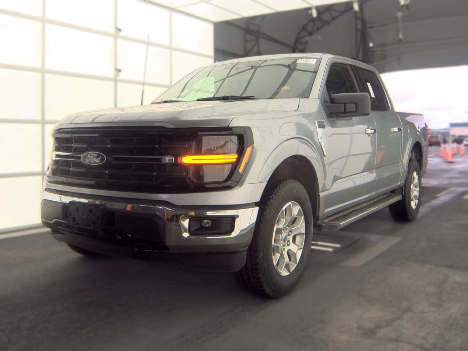 2025 Ford F-150 XLT AWD