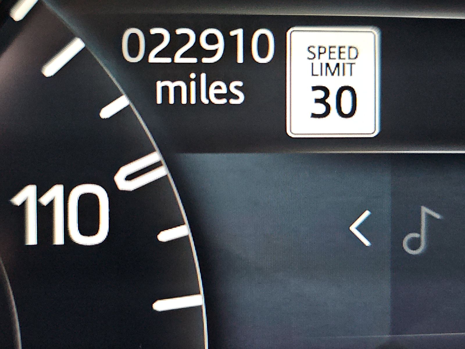 2023 Land Rover Defender 110 X-Dynamic SE AWD