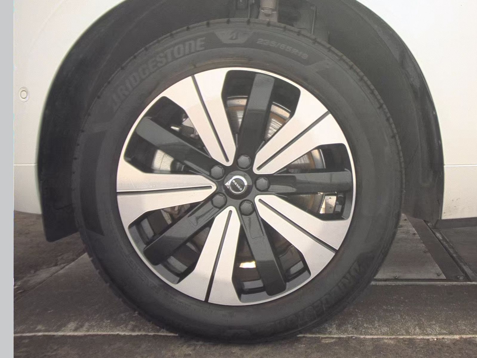 2023 Volvo XC60 Recharge T8 Plus AWD
