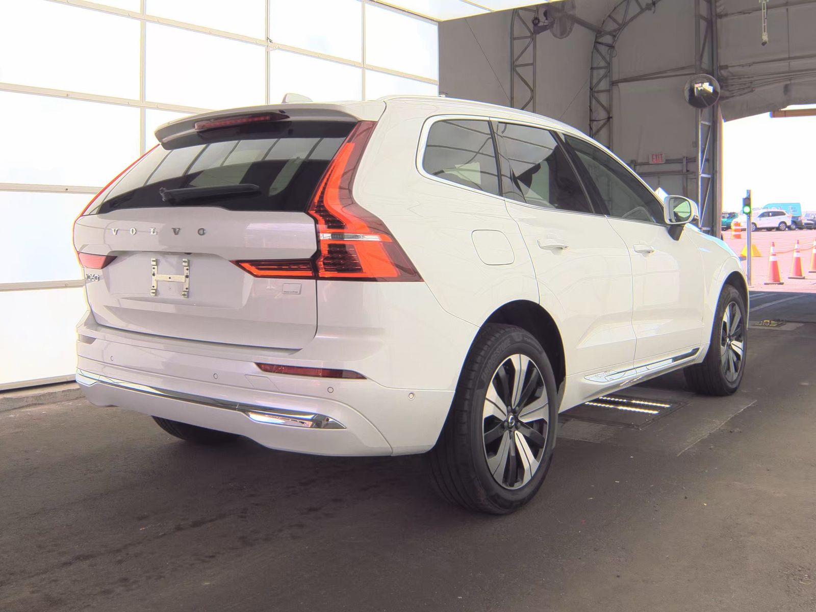 2023 Volvo XC60 Recharge T8 Plus AWD